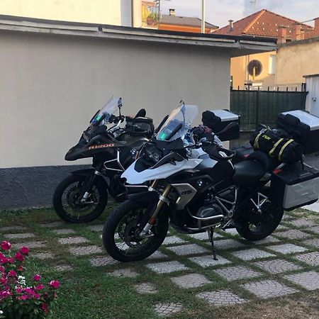 Apartamento "La Bella Della Cappuccina" Casa Con Parcheggio Interno Gratuito Domodossola Exterior foto