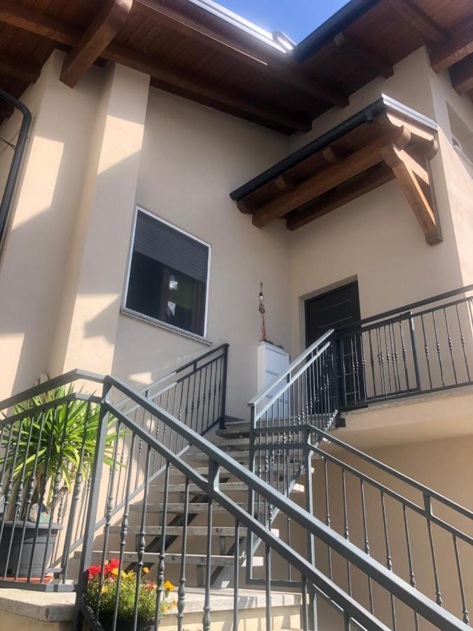 Apartamento "La Bella Della Cappuccina" Casa Con Parcheggio Interno Gratuito Domodossola Exterior foto