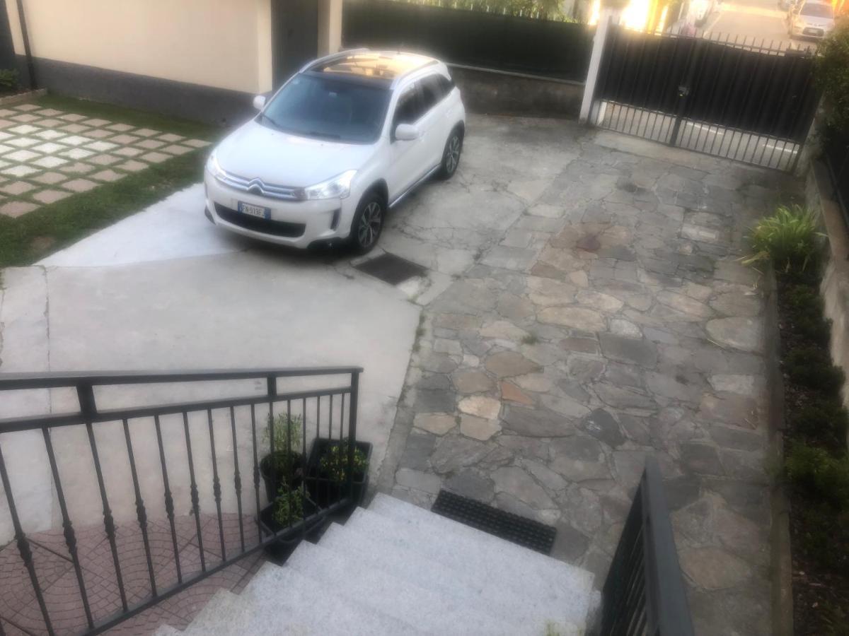 Apartamento "La Bella Della Cappuccina" Casa Con Parcheggio Interno Gratuito Domodossola Exterior foto
