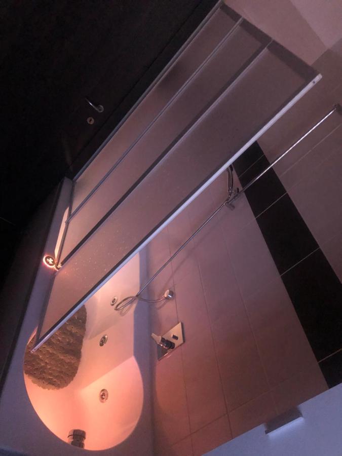 Apartamento "La Bella Della Cappuccina" Casa Con Parcheggio Interno Gratuito Domodossola Exterior foto
