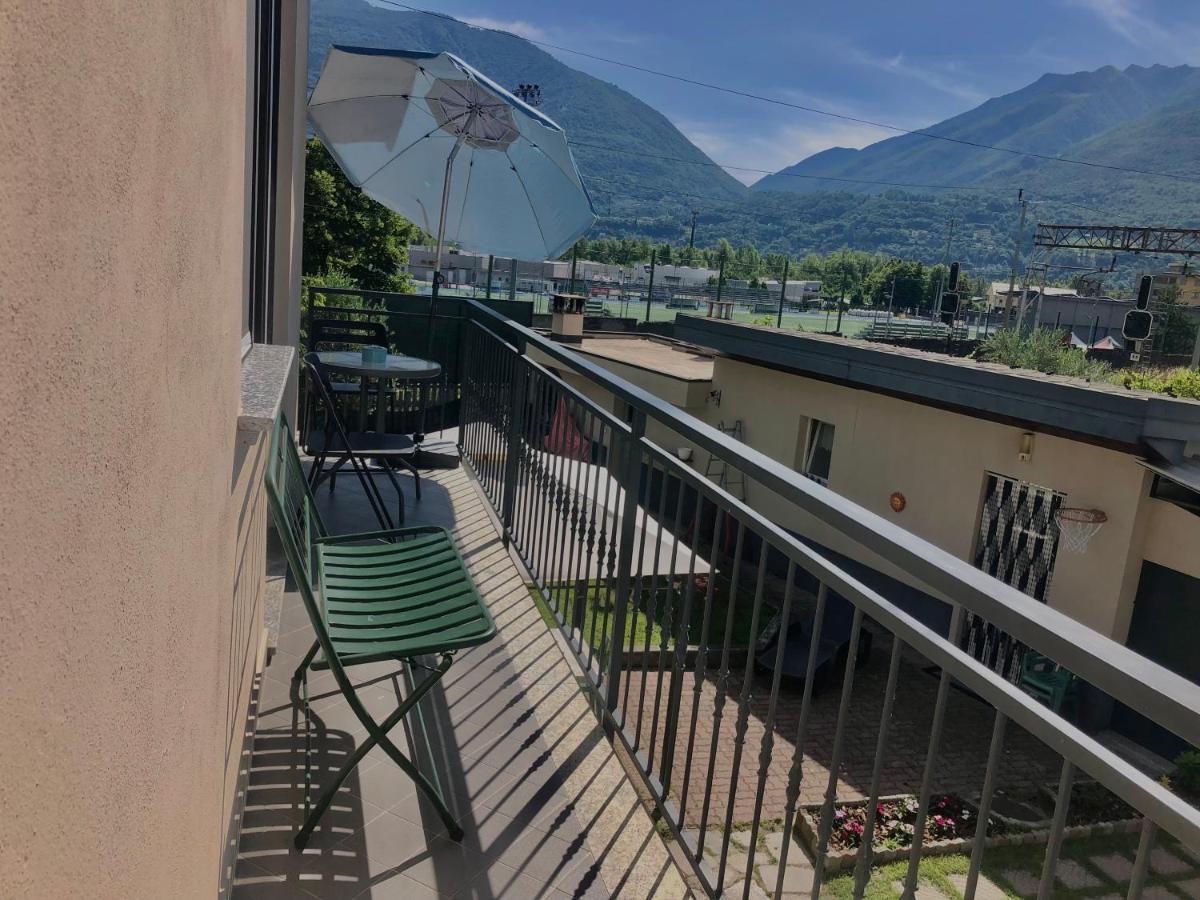 Apartamento "La Bella Della Cappuccina" Casa Con Parcheggio Interno Gratuito Domodossola Exterior foto