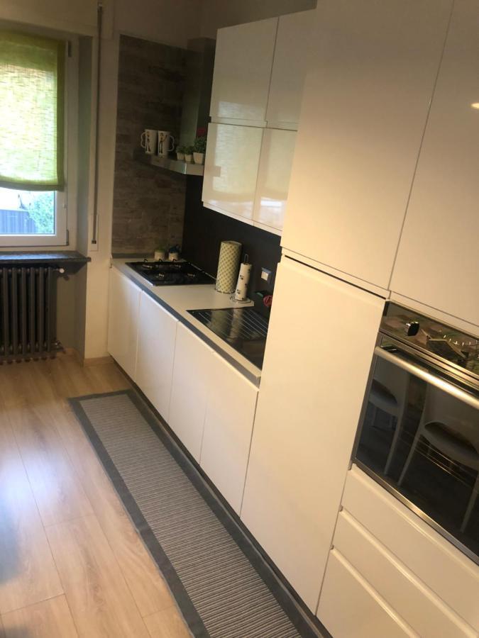 Apartamento "La Bella Della Cappuccina" Casa Con Parcheggio Interno Gratuito Domodossola Exterior foto